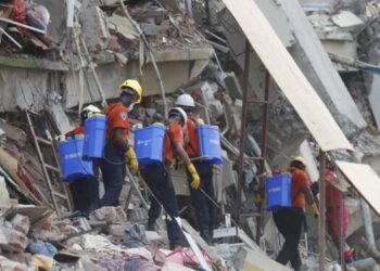 Junta militar de Birmania anuncia aumento a 2.719 los muertos y a 4.521 los heridos tras terremoto