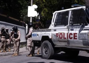 Más de 500 presos escaparon de cárcel en Haití tras irrupción de bandas armadas