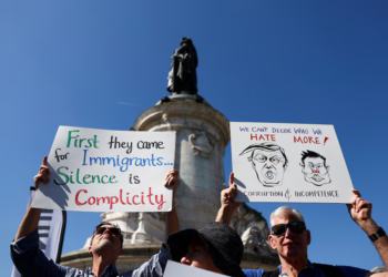 Cientos de manifestantes salen a las calles en distintas ciudades de Europa contra medidas económicas de Trump