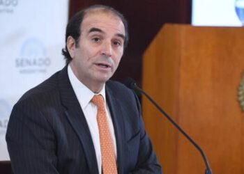 Renuncia juez de la Corte Suprema argentina designado por Milei y rechazado por el Senado