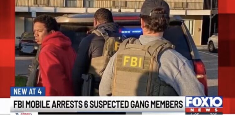 FBI anuncia arresto de seis presuntos miembros del Tren de Aragua en Alabama