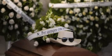 República Dominicana le dio el último adiós a Rubby Pérez en su velorio