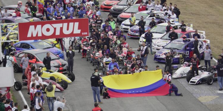Gaetano Ardagna fue la figura en San Carlos durante primera válida nacional de automovilismo