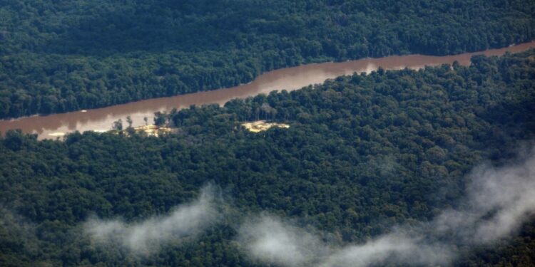 Guyana insiste en que no negociará con Venezuela y que la disputa se debe resolver ante la CIJ