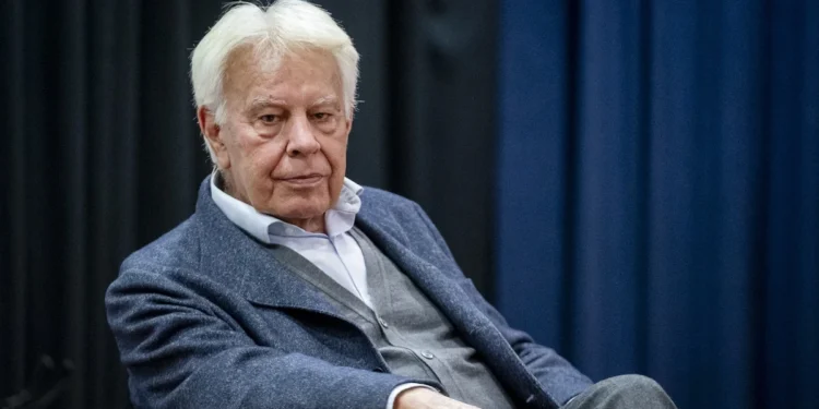 Felipe González reveló que buscó mediación del papa Francisco en la crisis venezolana