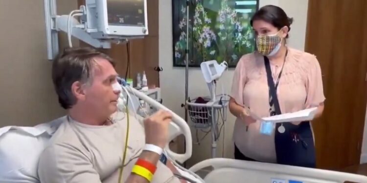 Bolsonaro fue notificado judicialmente del proceso por golpismo en el hospital donde está ingresado