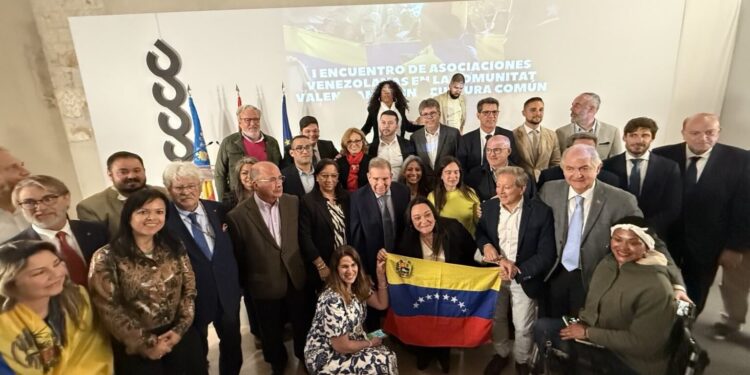 María Corina Machado y Edmundo González participan en Congreso de Asociaciones Venezolanas en la Comunidad Valenciana