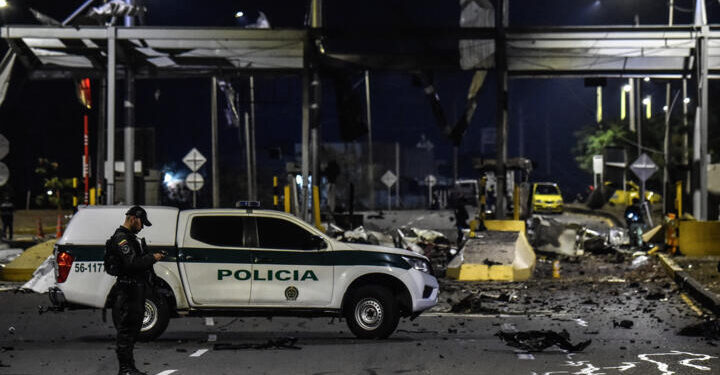 Un ataque con explosivos lanzados desde un dron deja un muerto y dos heridos en Colombia