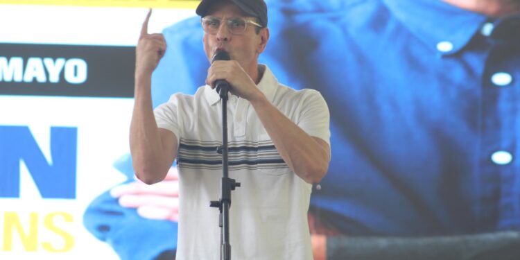 Capriles insta a oposición a no caer en el «falso dilema» sobre participación en comicios