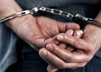 Adolescente es detenido por presunto abuso contra tres primas: su abuela lo denunció 