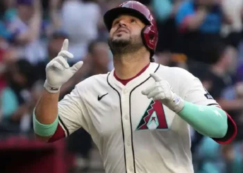 Eugenio Suárez se unió a un selecto grupo tras dar cuatro jonrones en un juego 