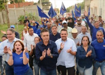 Oposición venezolana inicia campaña electoral con el lema “Venezuela es la Razón”