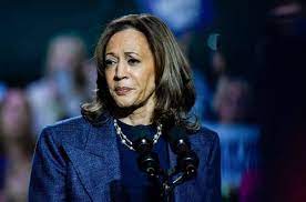 Kamala Harris rompe el silencio tras perder ante Trump en medio de la incertidumbre por aranceles