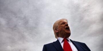 Trump molesto con los tribunales porque no le permiten sacar a «los criminales violentos a Venezuela»