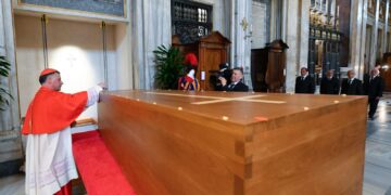 El último deseo del Papa Francisco se cumple: es sepultado en Santa María la Mayor