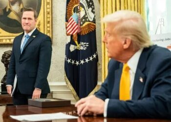 Trump remueve a su asesor de Seguridad Nacional y lo nomina como embajador ante la ONU