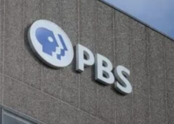Trump ordena cortar financiamiento federal a los medios públicos NPR y PBS