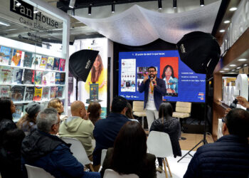 Reconocido experto en marca personal: Jesús Valbuena conquistó Feria Internacional del Libro de Bogotá