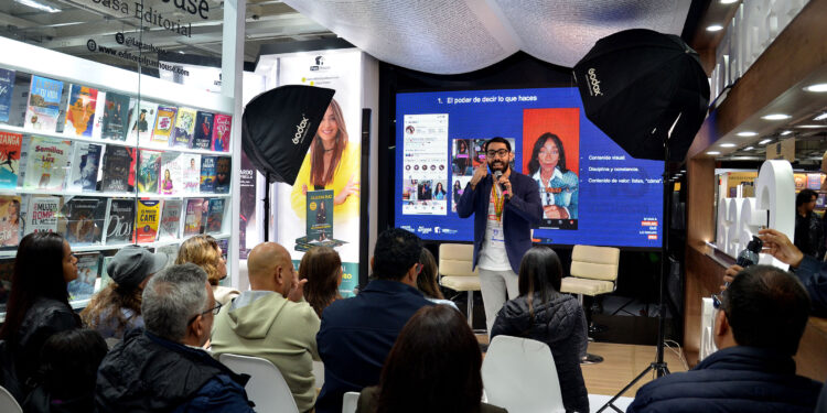 Reconocido experto en marca personal: Jesús Valbuena conquistó Feria Internacional del Libro de Bogotá