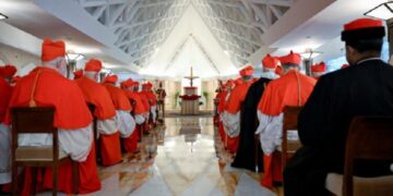 Los cardenales se reunirán dos veces el 5 de mayo antes del cónclave
