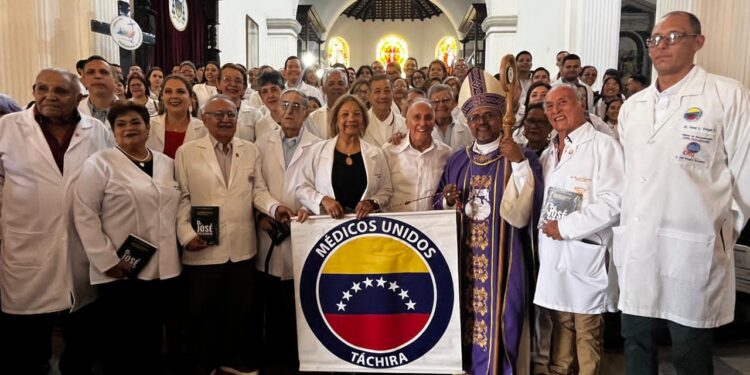 Médicos Unidos denuncia la desaparición de Omar Vergel y Merlina Carrero