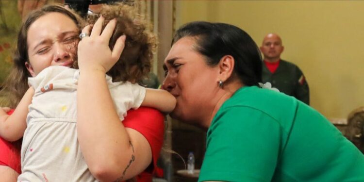 EEUU: La niña venezolana Maikelys Espinoza fue repatriada por orden judicial