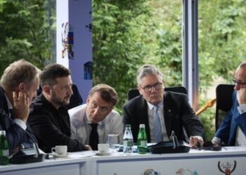 Líderes europeos exigen a Putin que negocie la paz con Ucrania y advierten que si no lo hace «pagará el precio»