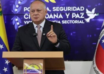 Diosdado Cabello anunció la suspensión de todos los vuelos de Colombia a Venezuela