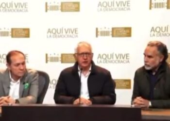 Gobierno de Petro presentó al Senado colombiano otra consulta popular con cuatro nuevas preguntas