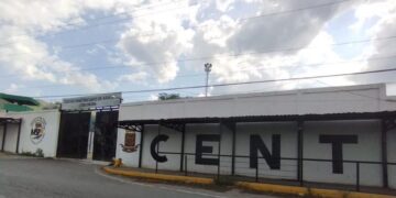 Familiares denuncian brotes de dengue y deficiencia renal de presos políticos en Tocorón