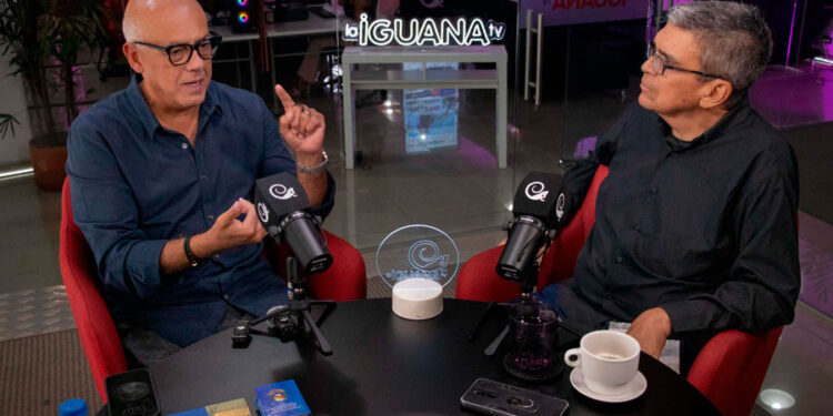 EEUU entregó $10 millones a Juan Guaidó y a Dinorah Figuera para activar acciones violentas en Venezuela, informó Jorge Rodríguez