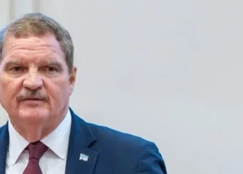 Aruba mantendrá cerrada su frontera aérea con Venezuela por cuatro meses más