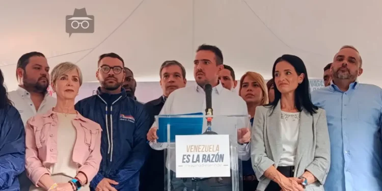 Oposición venezolana anuncia que ha cargado 16.500 testigos al sistema del CNE para regionales