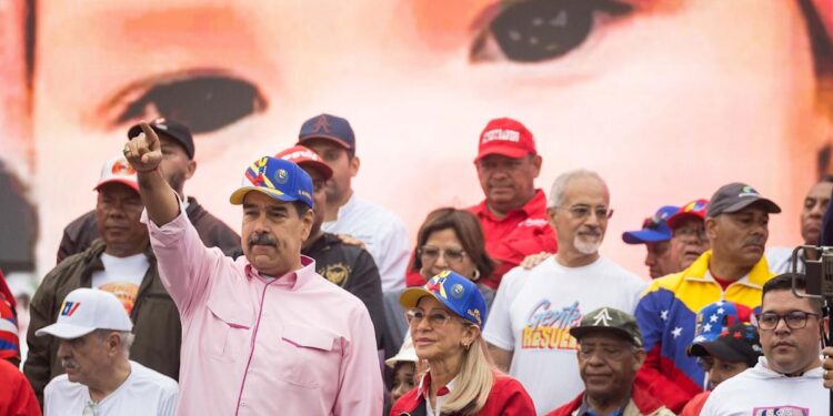 El chavismo señala a Machado como responsable de propuesta de Bukele sobre canje de presos