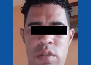 Condenan a 30 años de cárcel a exprofesor por abusar de sus alumnas en popular colegio de Caracas