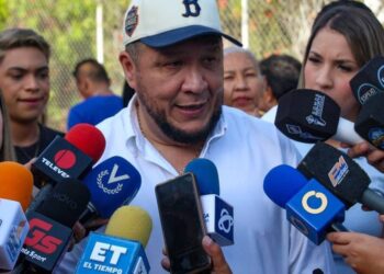 “Mi agenda ha sido la participación”, expresó José Brito tras votar en Anzoátegui