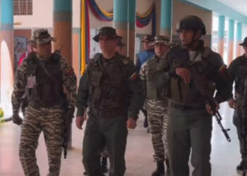 Ministro de la Defensa: «La mesa está servida para las elecciones, se respira un ambiente tranquilo y de paz»