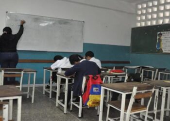 FVM solicitó al Ministerio de Educación aumento del bono vacacional para docentes