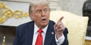 Trump desmintió haber iniciado negociaciones con Irán: «Ni siquiera estoy hablando con ellos»