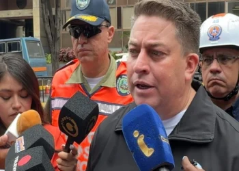 Duque promete seguir trabajando por adultos mayores en Chacao y rechazó a candidatos «paracaidistas»