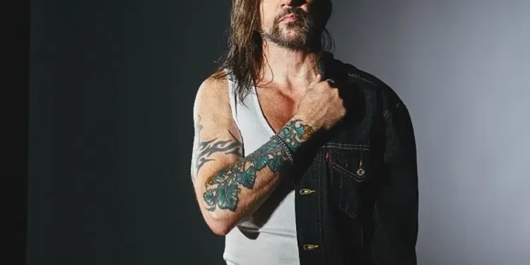 Juanes regresa al Hollywood Bowl con el venezolano Gustavo Dudamel