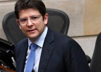 Senador Miguel Uribe Turbay sigue «en estado crítico» y con «escasa respuesta»