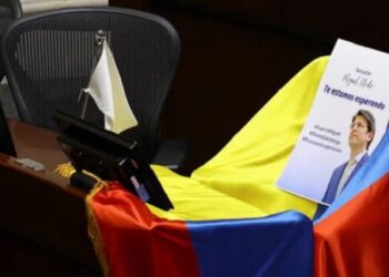 Otros precandidatos del uribismo suspenden su campaña en solidaridad con Miguel Uribe Turbay