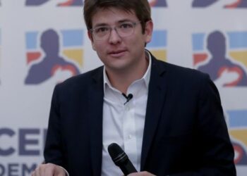 Senador Miguel Uribe Turbay es llevado a nueva cirugía de urgencia por nuevo sangrado cerebral