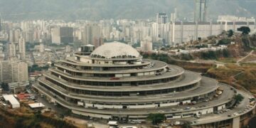 SEBIN detuvo a 28 hinchas del Deportivo Táchira cuando viajaban a Caracas a la final del Torneo Apertura 2025