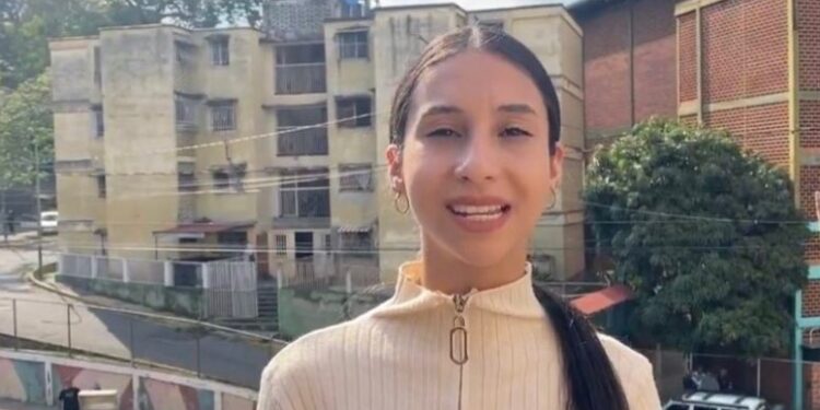 Tribunal dictó privativa de libertad y pase a juicio a la periodista Nakary Ramos