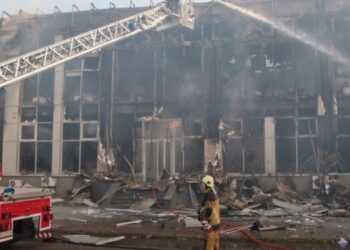 Nuevo ataque ruso contra Kiev deja al menos ocho personas muertas