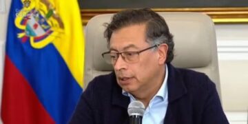 Petro recula y deroga el decreto con el que convocaba la consulta popular en Colombia