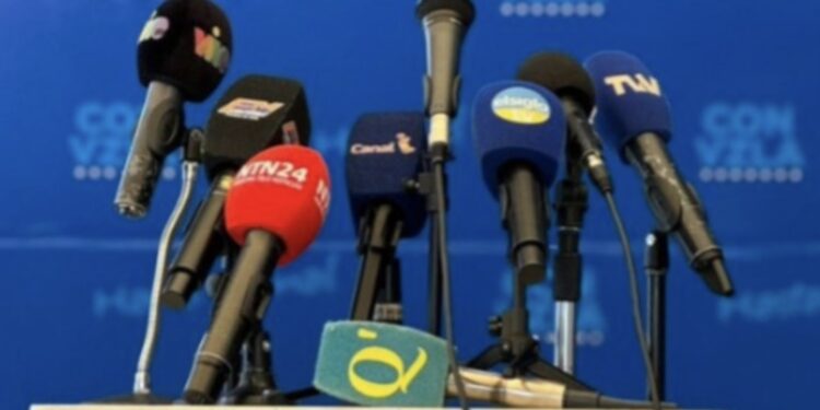 Venezuela celebra el día del Periodista con al menos 20 trabajadores de la prensa detenidos