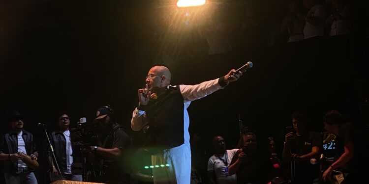 Salsa en La Terraza #4 hizo vibrar Caracas bajo la lluvia